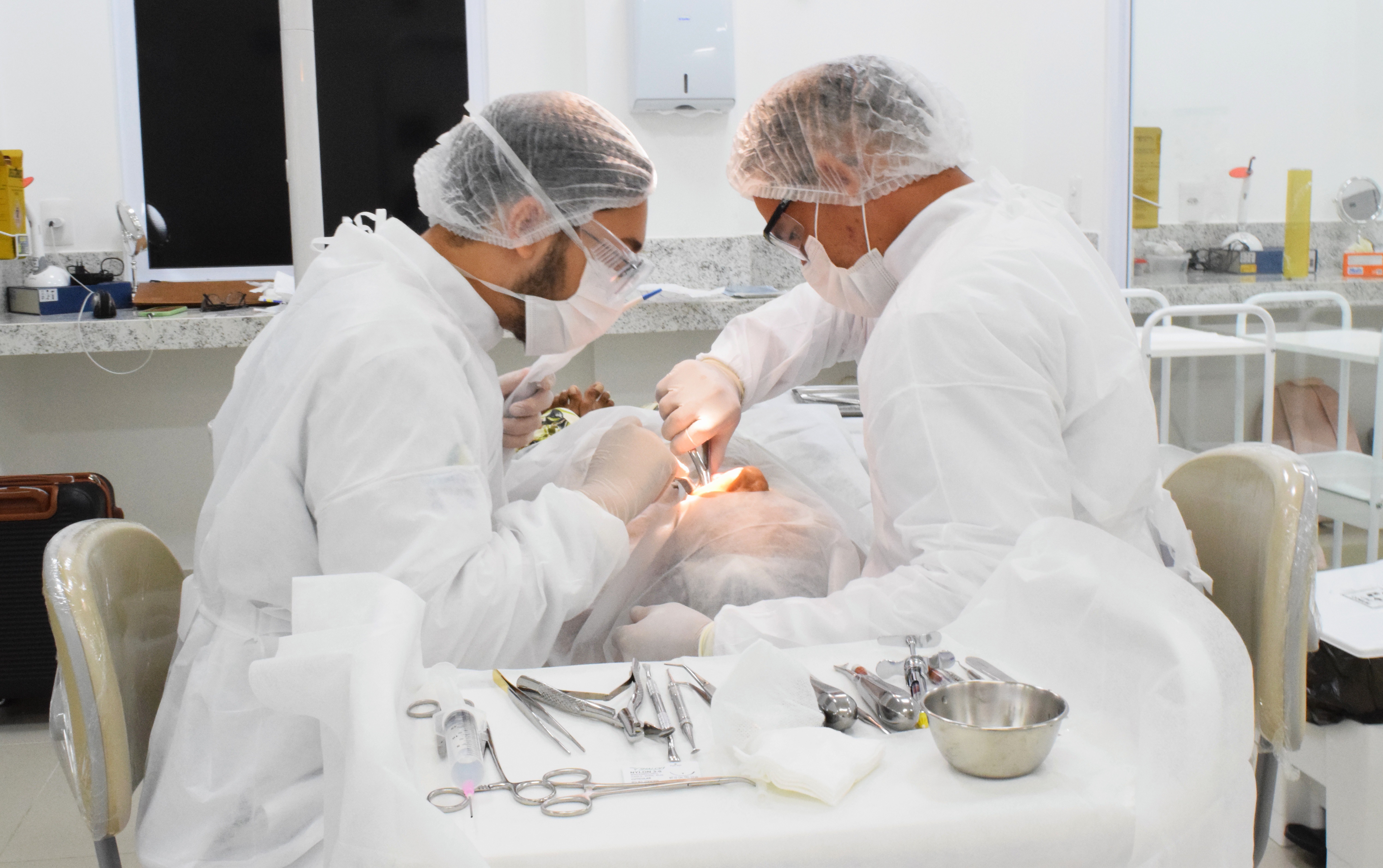 O paciente faz uma avaliação inicial e o orçamento é informado após a primeira consulta