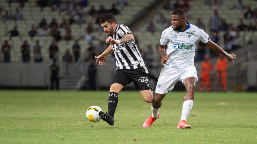 Ceará e Avaí se enfrentam pelo Brasileirão Série B 2023 hoje, 26; onde assistir ao vivo aos jogo e horário da partida. 