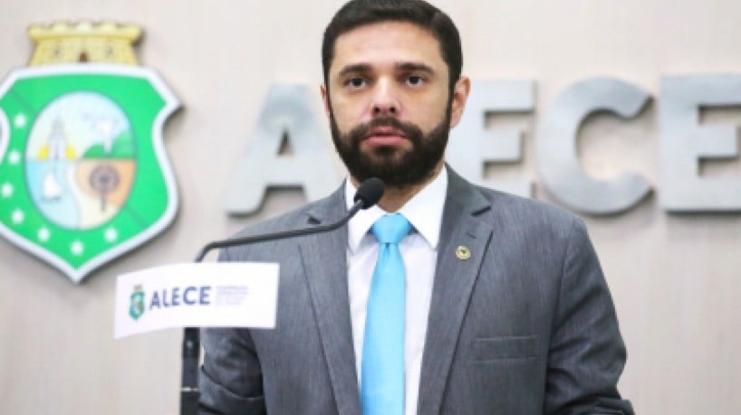 Júlio César (PT) tenta se viabilizar candidato a prefeito em Maracanaú 