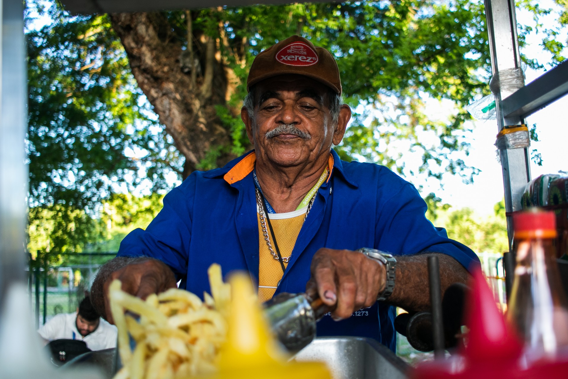 Nardoni Bezerra trabalha há três anos na Praça Clóvis Beviláqua