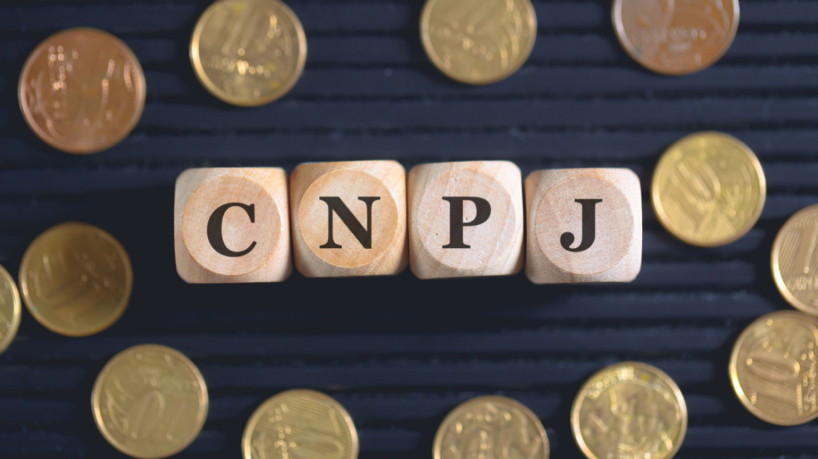 O sistema financeiro oferece condições melhores e juros mais baixos para pessoas jurídicas (Imagem: rafastockbr | Shutterstock)
