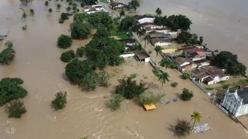 Alagoas decreta estado de emergência em 22 municípios devido às chuvas fortes