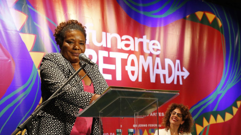 Rio de Janeiro (RJ), 10/07/2023 - A ministra da Cultura, Margareth Menezes, e a presidenta da Funarte, Maria Marighella, lançam o Funarte Retomada: Programas de Fomento da Política Nacional das Artes. Foto: Fernando Frazão/Agência Brasil