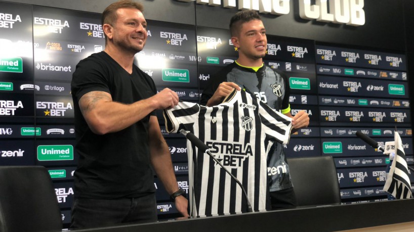 Apresentação oficial do atacante Guilherme Bissoli