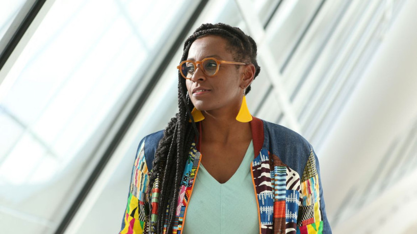 Rio de Janeiro (RJ), 15/07/2023 - A oficial de Projetos da Oxfam Brasil, Bárbara Barboza, no Festival Latinidades, no Museu da Amanhã, região portuária do Rio. Foto:Tânia Rêgo/Agência Brasil