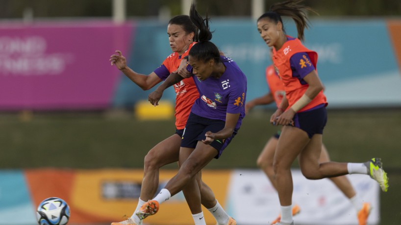 Ponto facultativo em jogos da seleção feminina prevê compensação de horas.  Veja regras