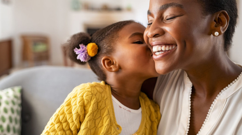 Cuidar da saúde mental dos filhos também faz parte do processo de separação (Imagem: Ground Picture | ShutterStock)