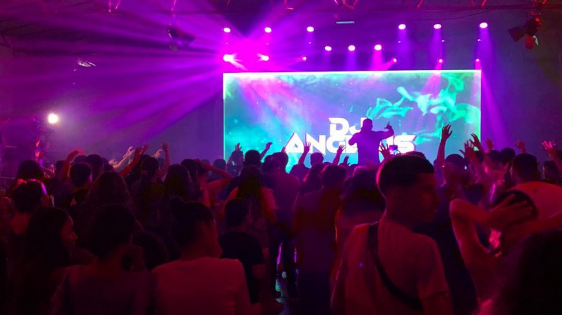 ￼Pista de dança contou com trilha sonora eletrônica comandada por DJ cristão 