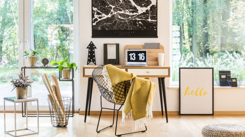 Cores metalizadas podem ser usadas na decoração do home office (Imagem: Alto Astral | Shutterstock)