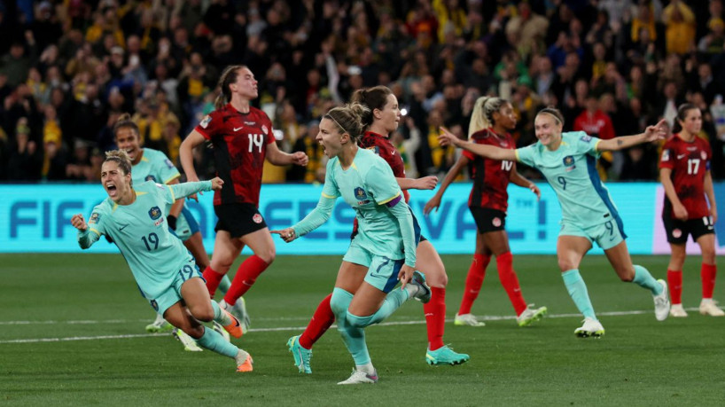 Austrália atropela, elimina Canadá e passa em 1º no grupo B da Copa