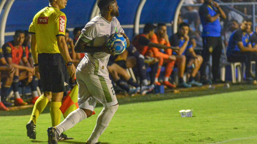 Floresta empatou fora de casa com a Aparecidense pela 15ª rodada da Série C