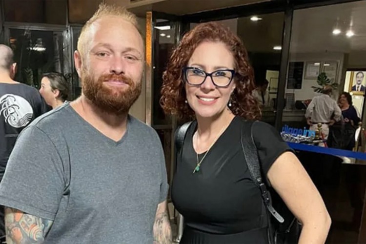 ￼DELGATTI e Zambelli, em foto postada pela deputada em 2022