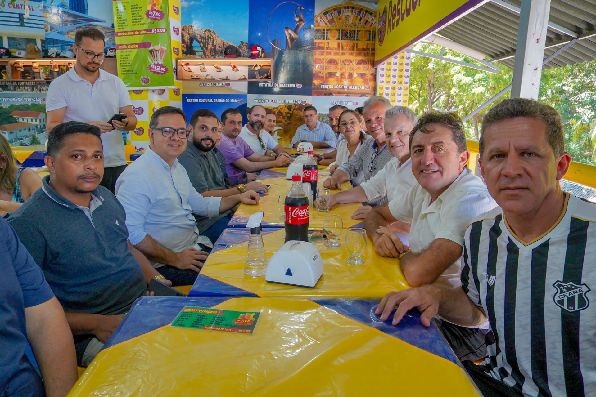 José Sarto e aliados em almoço no Mercado Central