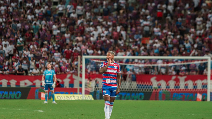 Atacante Marinho no jogo Fortaleza x RB Bragantino, na Arena Castelão, pelo Campeonato Brasileiro Série A 2023