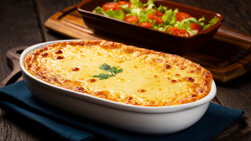 Escondidinho de carne-seca (Imagem: WS-Studio | Shutterstock)