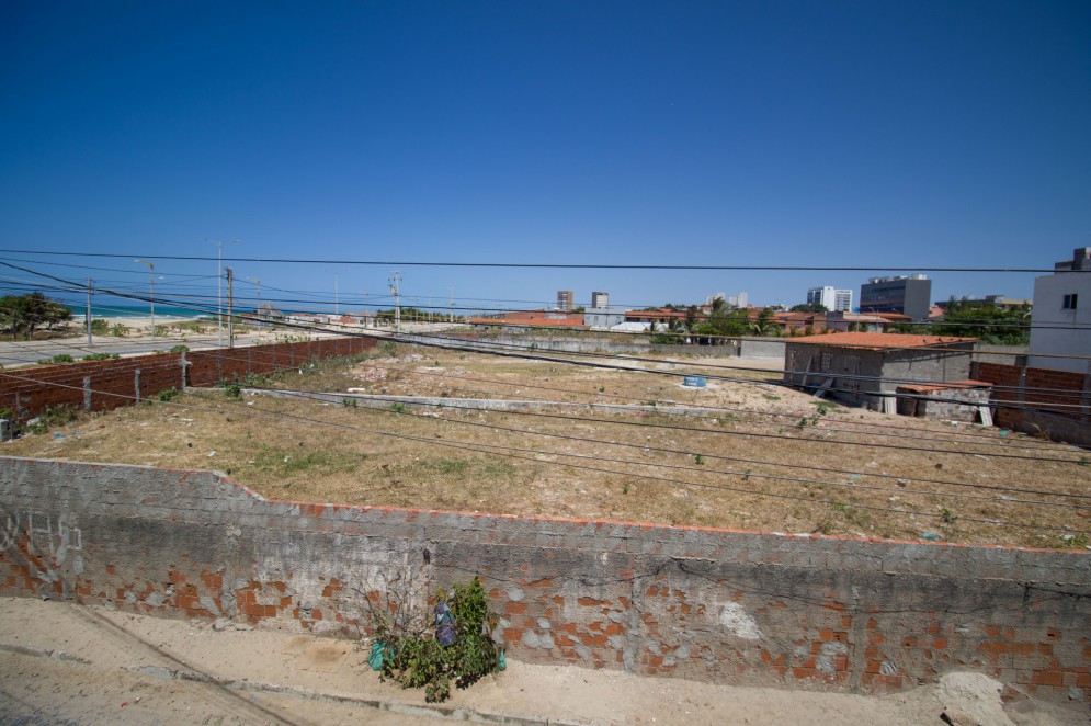 Área onde deve ser instalado o equipamento de captação da água e despejo do sal no mar