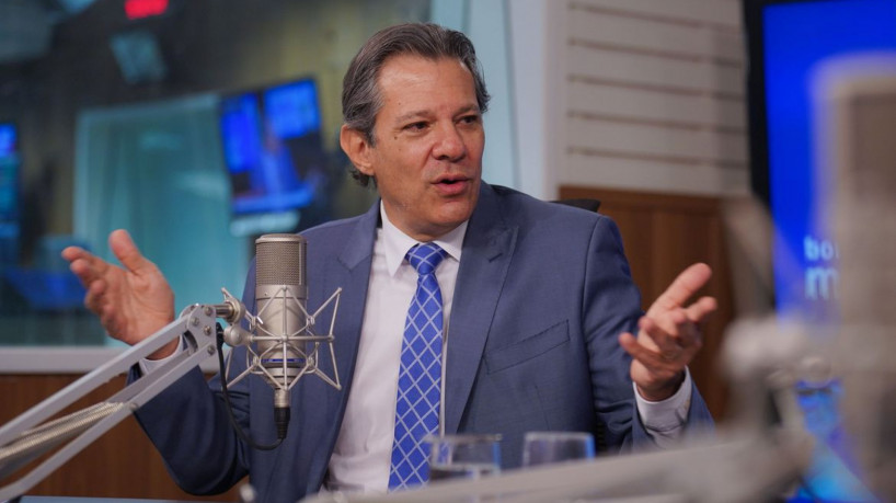 Bras&iacute;lia (DF), 02/08/2023, O ministro da Fazenda, Fernando Haddad, durante entrevista ao programa Bom Dia, ministro, nos est&uacute;dios da EBC.  Foto: Rafa Neddermeyer/Ag&ecirc;ncia Brasil