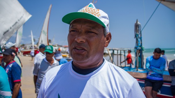 Francisco de Assis Filho, de 53 anos, conhecido na Caponga como Fantiquinho, é tricampeão do torneio