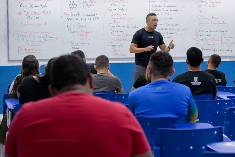 Cada um dos 32.260 candidatos reintegrados recebeu um e-mail da Funda&ccedil;&atilde;o Cesgranrio, com informa&ccedil;&atilde;o sobre a situa&ccedil;&atilde;o alterada no certame