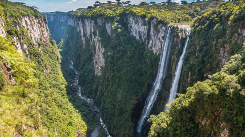 Campos de Cima da Serra está entre os locais mais deslumbrantes do Brasil (Imagem: Bernard Barroso | ShutterStock)