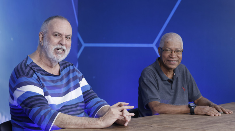 Sérgio Ponte e Jota Lacerda no novo estúdio do Trem Bala, do O POVO