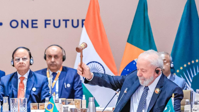 Lula bateu o martelo em passagem para assumir a presidência do G20