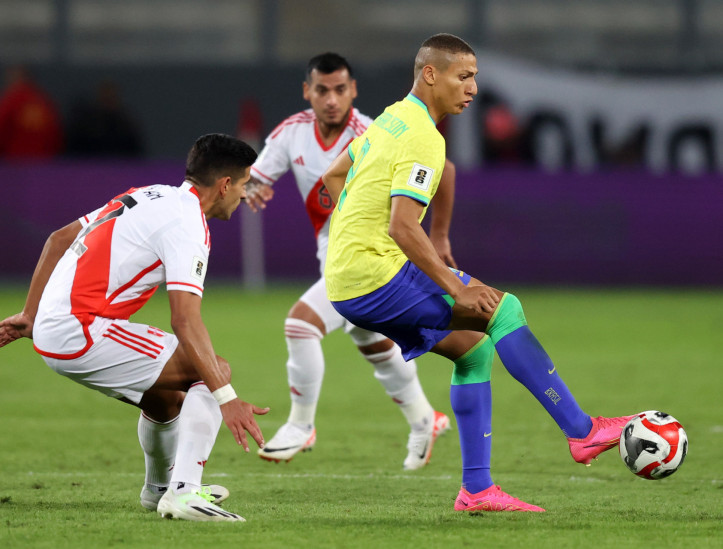 Atacante Richarlison durante partida contra o Peru, pelas eliminatórias da Copa 