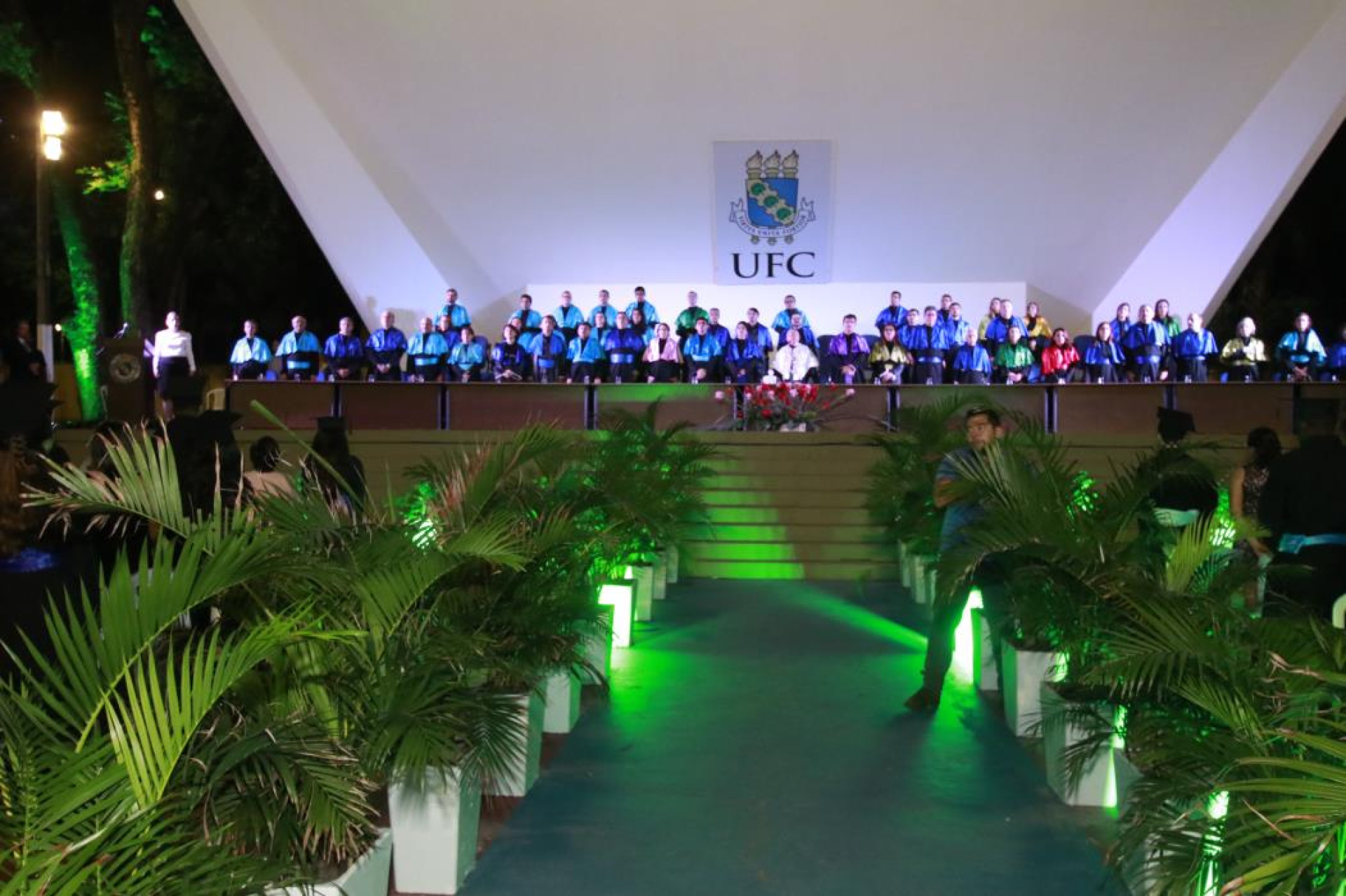 Cerimônia de Colação de Grau na UFC não ocorre há 3 anos (Foto: Júlio Cesar/O POVO )