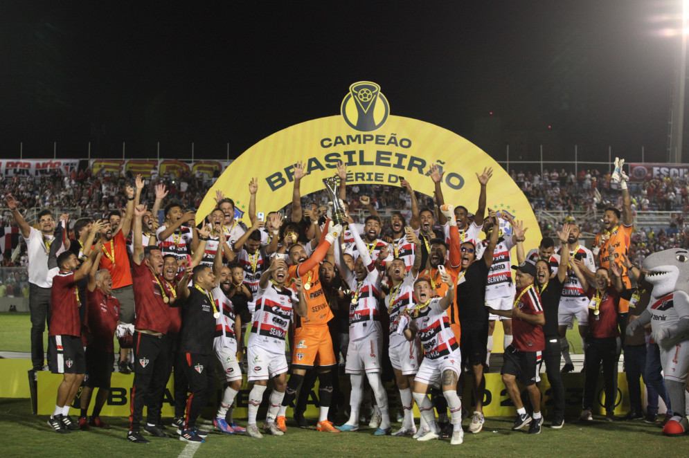 O Ferroviário conquistou o Série D de 2023 ao bater a Ferroviária por 2 a 1, em 16 de setembro no estádio Presidente Vargas(Foto: Fabio Lima)