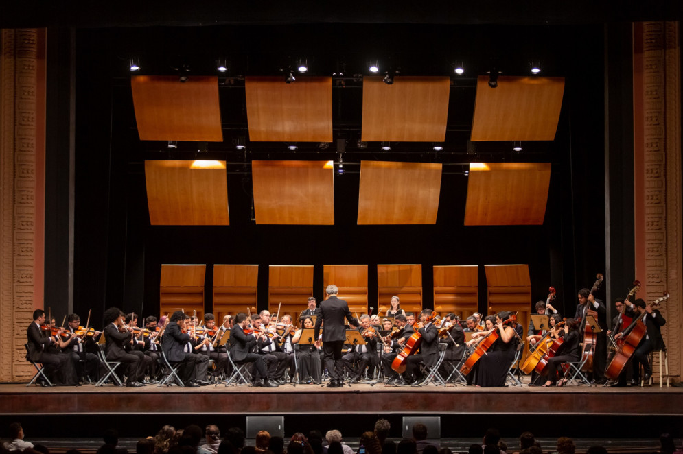 Câmara de Arte da Uece é relançada com apresentação sinfônica
