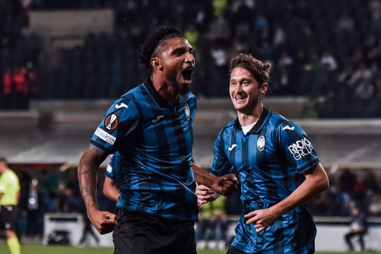 Éderson comemora gol marcado pela Atalanta na Europa League 23/24