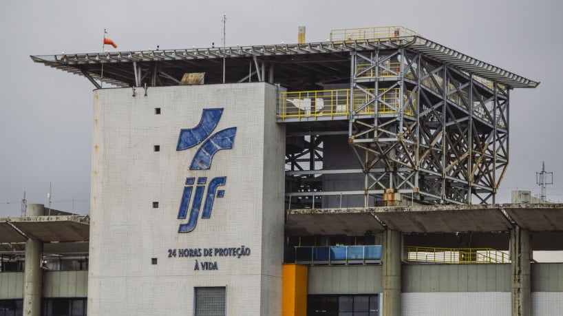 Um funcionário foi assassinado e teve a cabeça arrancada dentro do refeitório do Instituto Dr. José Frota (IJF)	