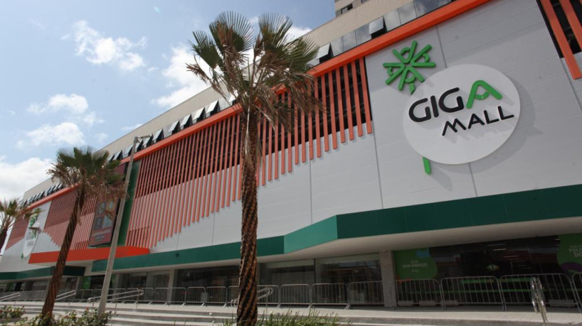 Inaugurado em setembro de 2023, o Giga Mall atingiu 350 lojas em funcionamento, o que representa 65% da ocupação total da primeira fase