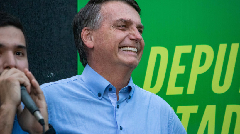 FORTALEZA, CEARÁ, BRASIL, 29-09-2023: Visita de Jair Bolsonaro a Fortaleza no QG do André Fernandes junto com Carmelo Neto se reunem com apoiadores. (Foto: Samuel Setubal)
