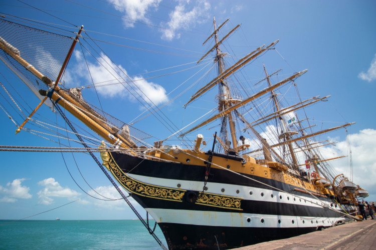 ￼AMERIGO Vespucci pertence à Marinha italiana