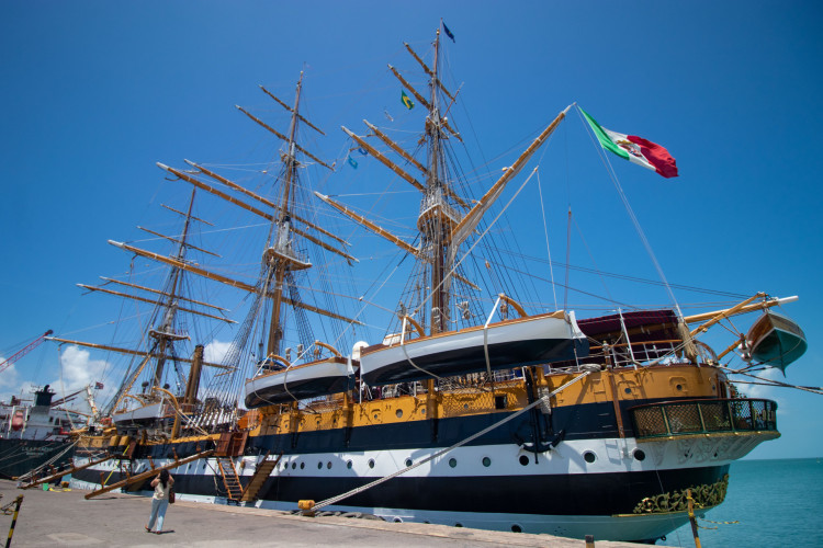 Daniele Marino era capitão-tenente do navio Amerigo Vespucci, considerada a embarcação mais bonita do mundo, e morreu após acidente no município de Caucaia