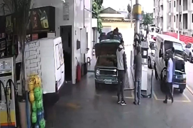 Explosão em posto de gasolina aconteceu em São Paulo