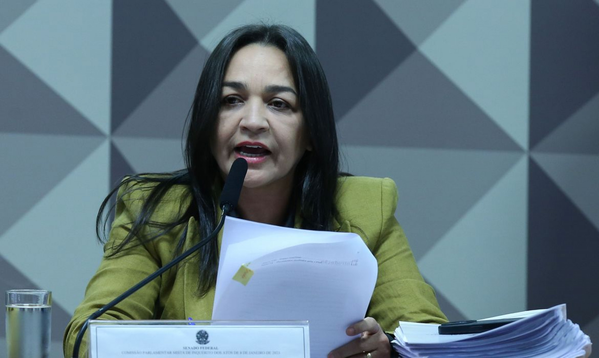 ￼A RELATORA Eliziane Gama durante leitura do relatório final da CPMI do 8/1 (Foto: Lula Marques/ Agência Brasil)