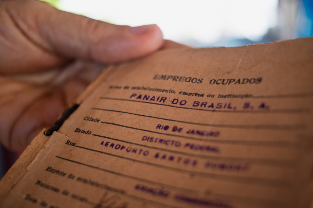 Documento de vínculo dos funcionários da Panair do Brasil S.A. (Foto: FERNANDA BARROS)