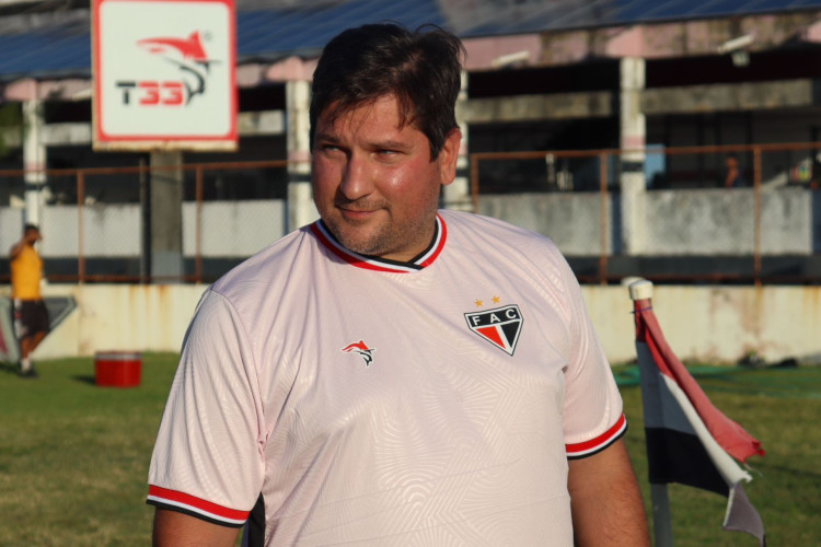 Matheus Costa será o treinador do Ferrão em 2024