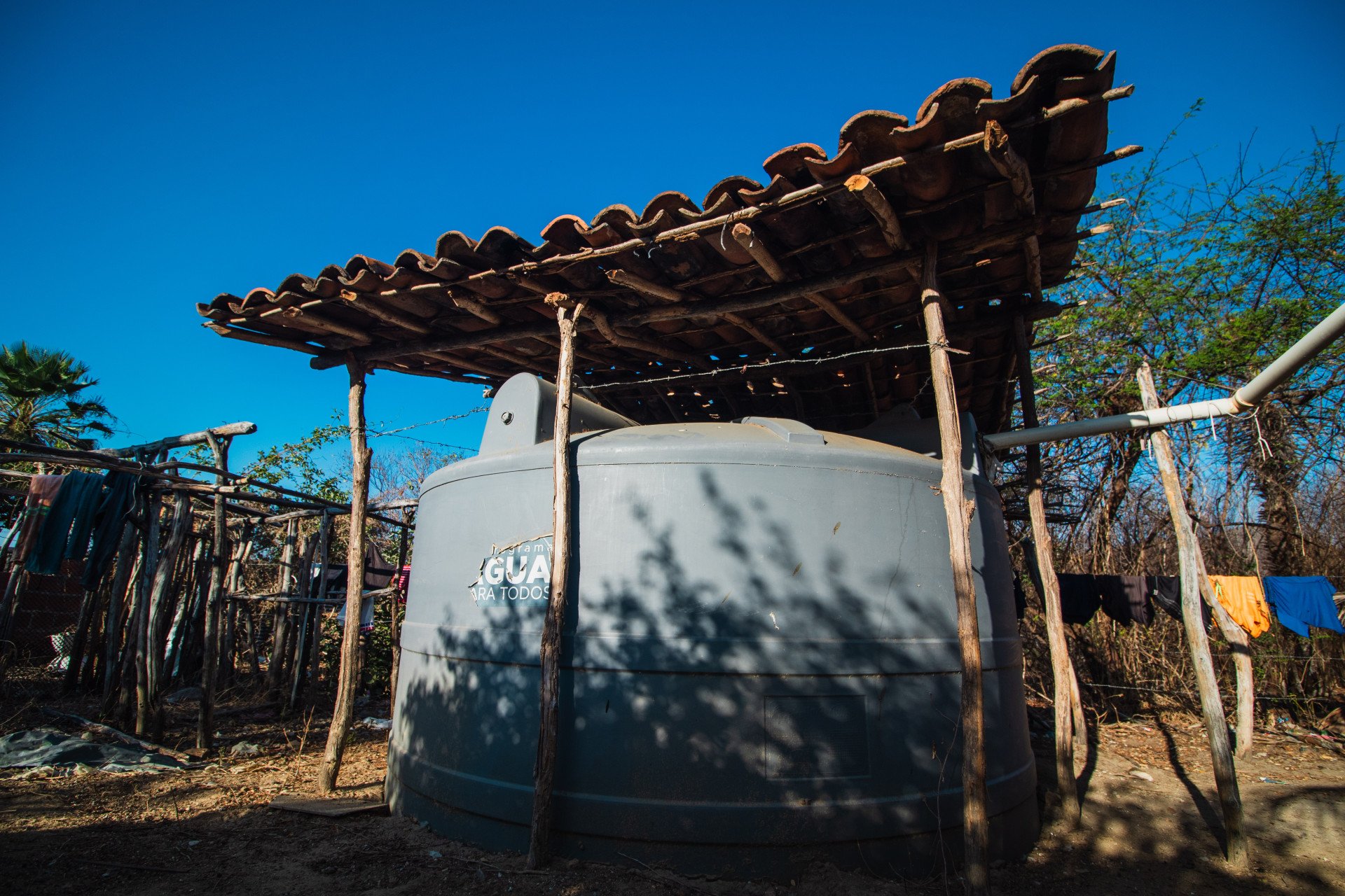 80 municípios cearenses serão contemplados com verba destinada à construção de cisternas


 (Foto: FERNANDA BARROS)