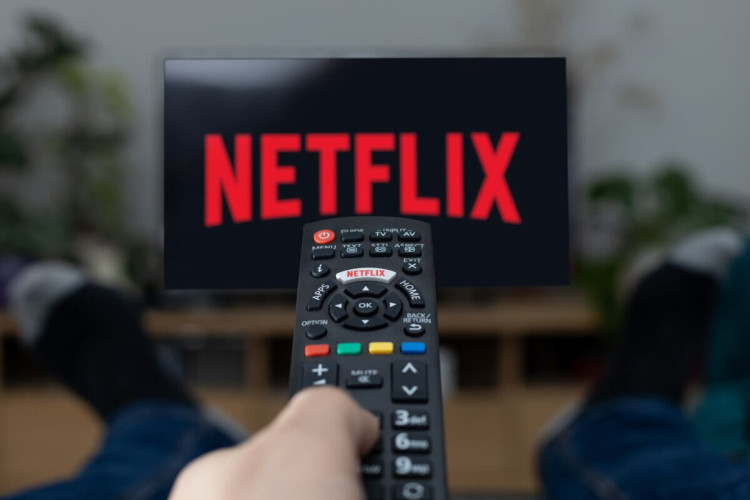 Novembro chega com diversos lançamentos na Netflix (Imagem: MAXSHOT.PL | Shutterstock)