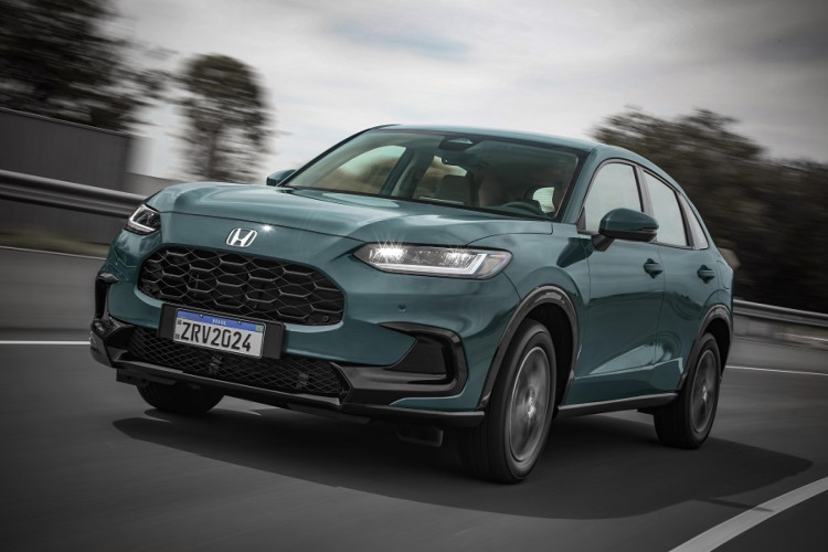 Fabricado no México, o modelo chega às concessionárias brasileiras em versão única, chamada de Touring 