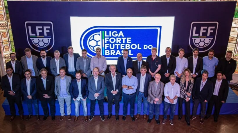 Representantes dos clubes da Liga Forte Uni&atilde;o