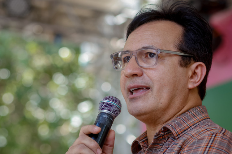 FORTALEZA-CE, BRASIL, 09-11-2023: Prof. Custódio Almeida, Reitor da UFC. Ministro Sílvio de Almeida Encontros Universitários UFC. O ministro dos Direitos Humanos e Cidadania, Silvio Almeida, participa da palestra "Incluir para educar, educar para incluir" da edição 2023 dos Encontros Universitários da Universidade Federal do Ceará. (Foto: Aurelio Alves/O Povo)
