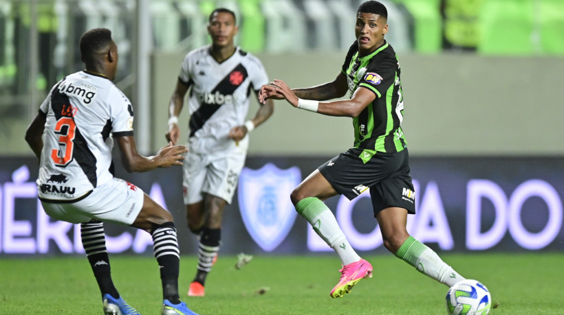 Vasco e América-MG se enfrentam pelo Brasileirão Série A hoje, 12; onde assistir ao vivo aos jogos do dia e horário do jogo.