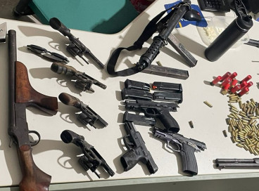 Treze armas foram apreendidas com suspeitos de chacina em Maranguape 