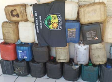 PMCE apreende 480 litros de combustível clandestino em Aracati 