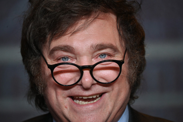 ￼Milei, presidente eleito da Argentina, conversou com Bolsonaro