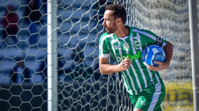 Antes da chegada de Carpini, Nen&ecirc; havia contribu&iacute;do apenas em dois gols, ambos no Campeonato Ga&uacute;cho